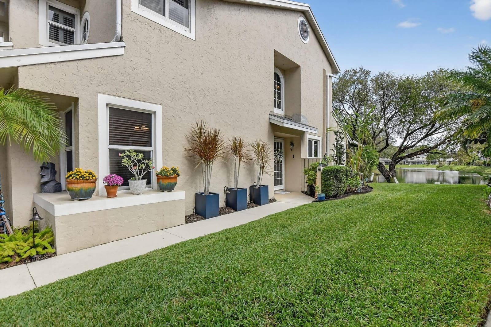 2188 Discovery Circle 2188 — photo 3