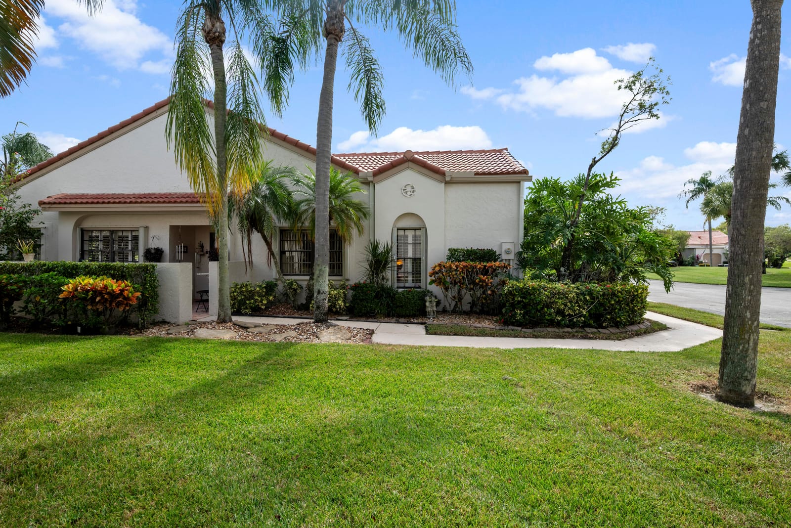 5770 Parkwalk Circle W, Boynton Beach, FL 33472