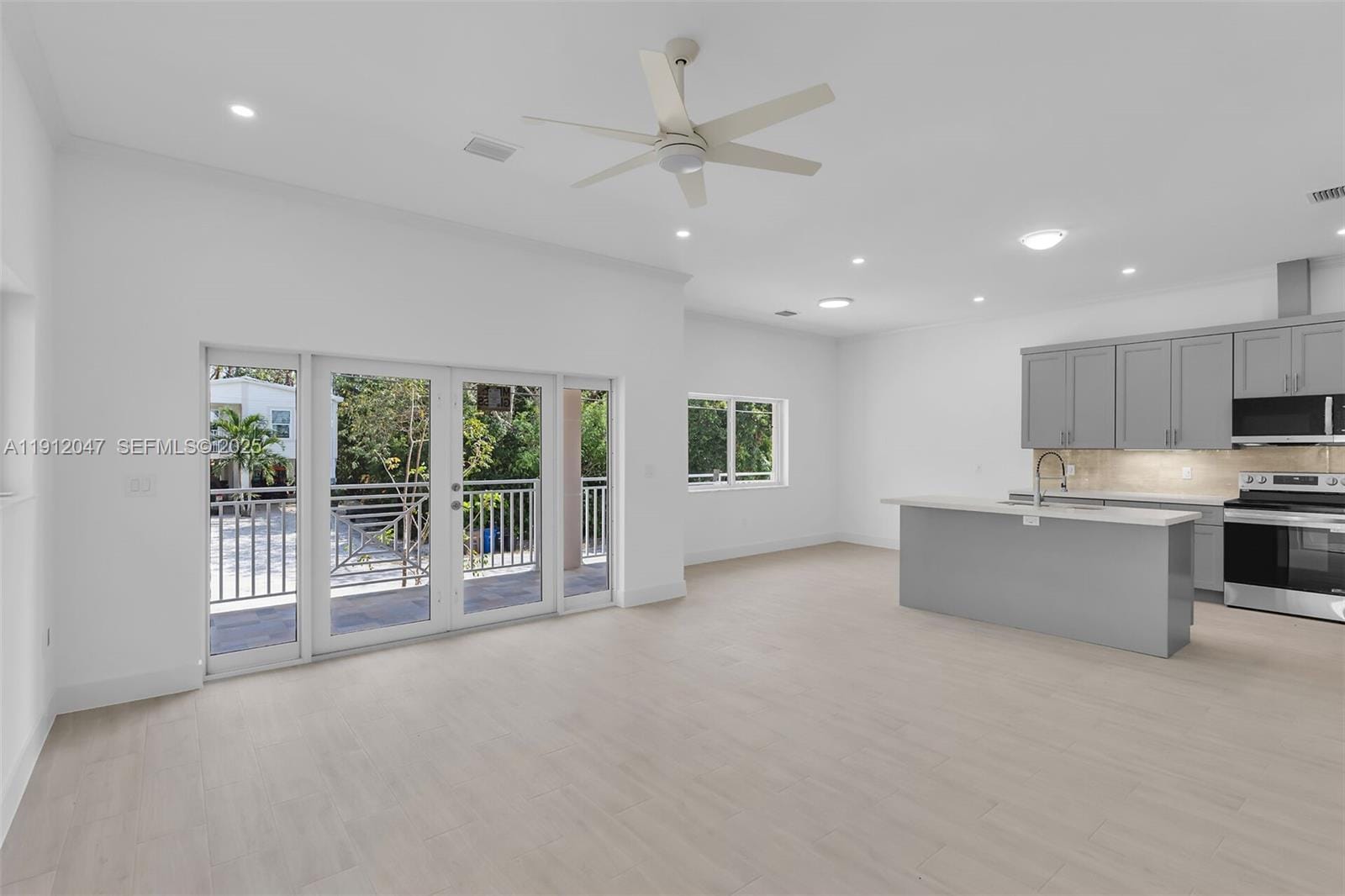 14 Tarpon Avenue — photo 11