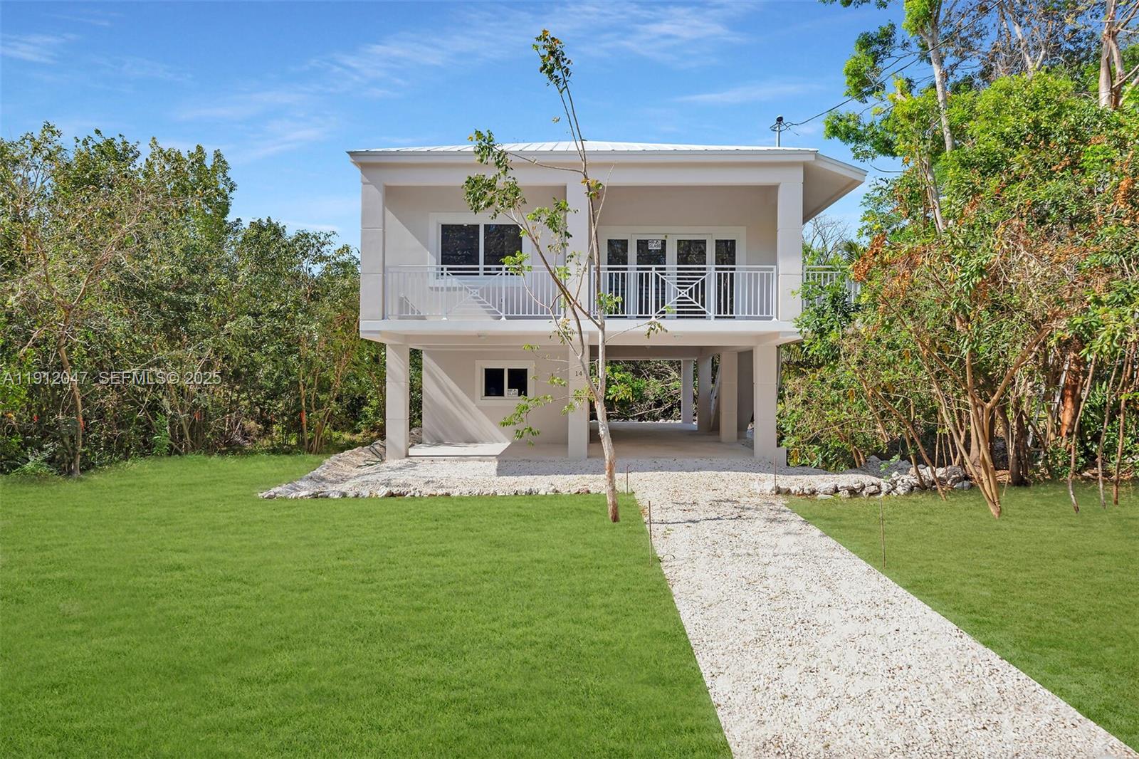 14 Tarpon Avenue, Key Largo, FL 33037, Key Largo