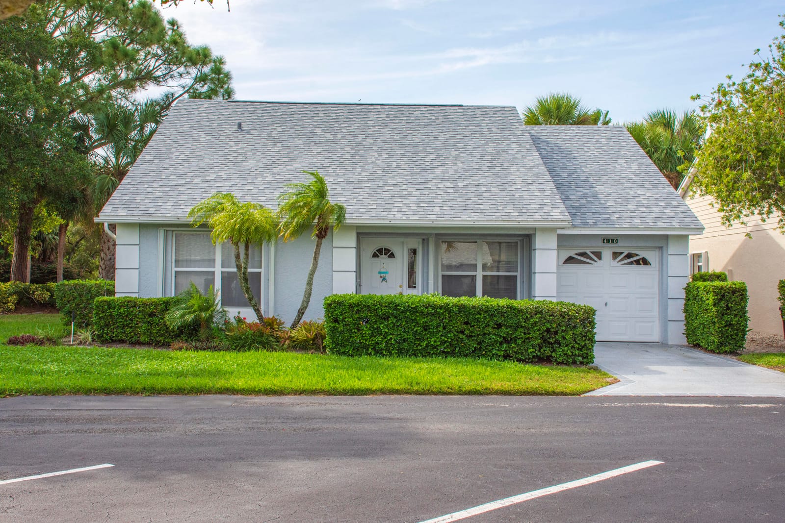 410 NW Tuscany Court, Port St. Lucie, FL 34986 photo 2