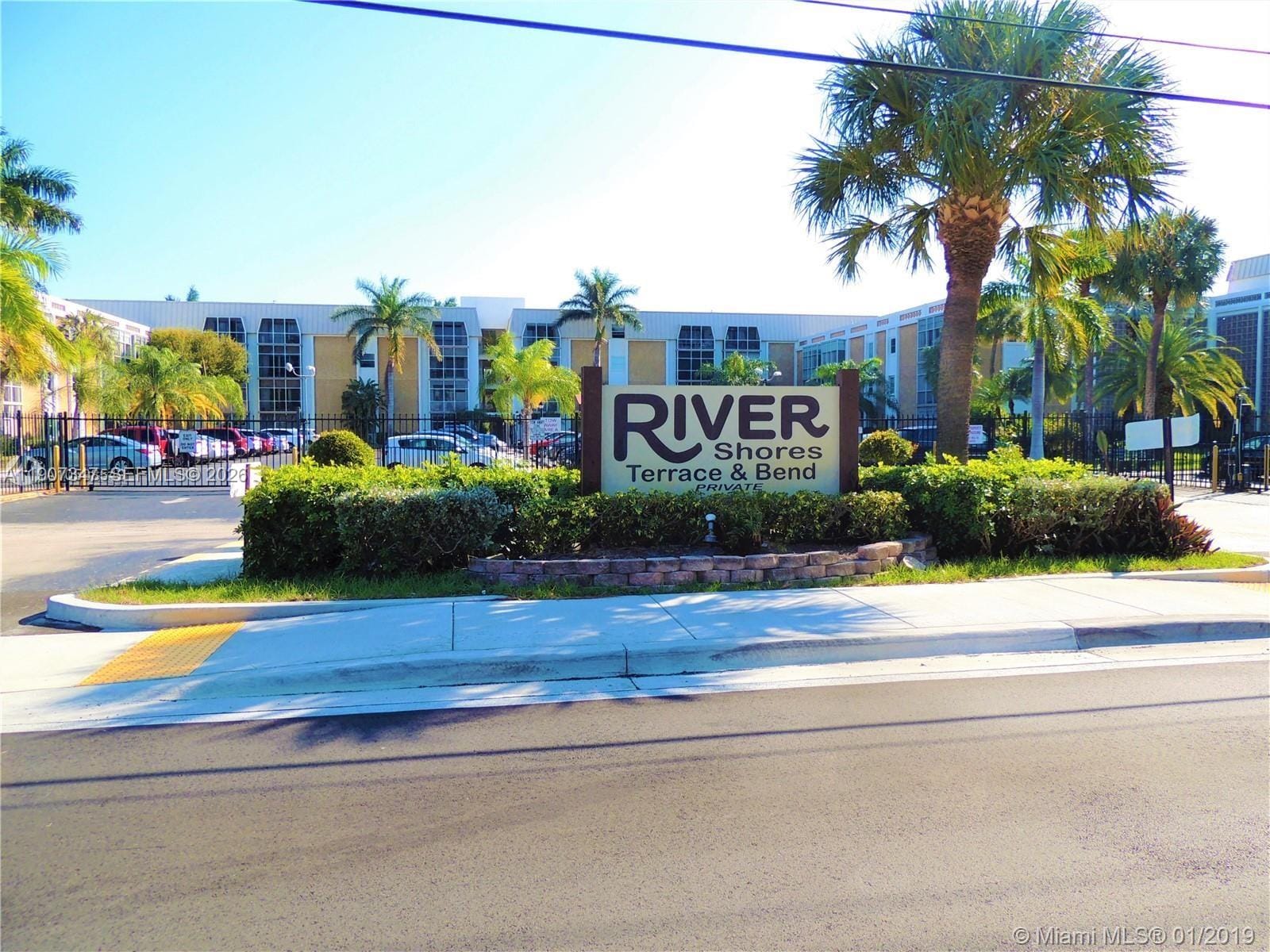 3040 NE 16th Avenue 216, Oakland Park, FL 33334 photo 2