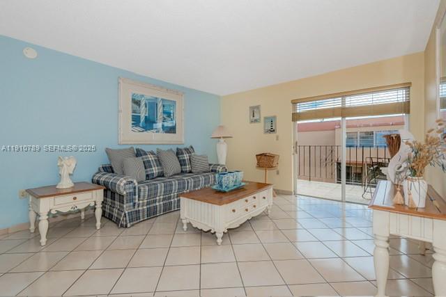 1890 W 56th Street 1423, Hialeah, FL 33012, Hialeah