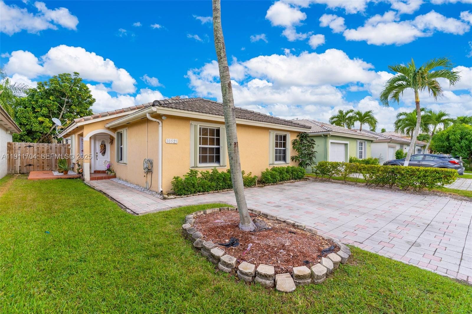 10523 SW 161st Place, Miami, FL 33196