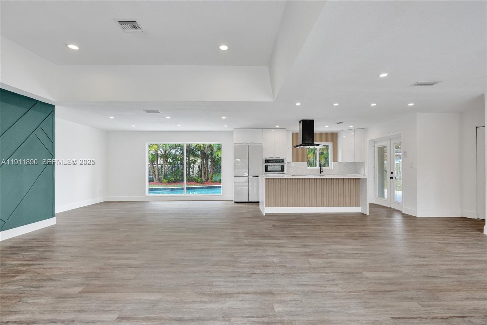 8109 NW 71st Avenue, Tamarac, FL 33321 photo 4