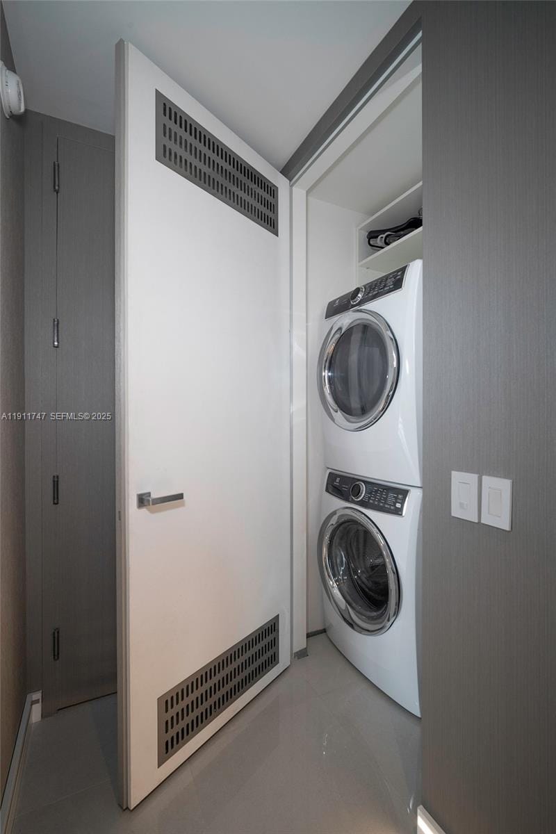 18975 Collins Avenue 1705 — photo 10