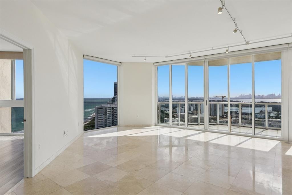 7330 Ocean Terrace LPH-C — photo 7