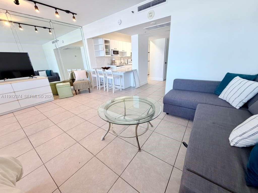 100 Lincoln Road 1220 — photo 2
