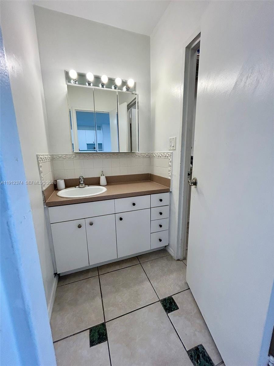100 Lincoln Road 1220 — photo 8