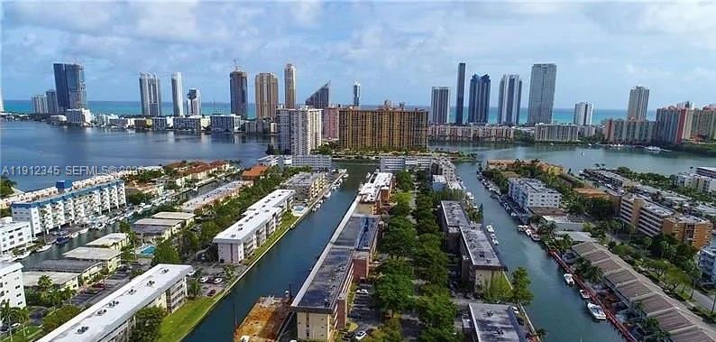 3551 NE 169th Street 306, North Miami Beach, FL 33160, North Miami Beach