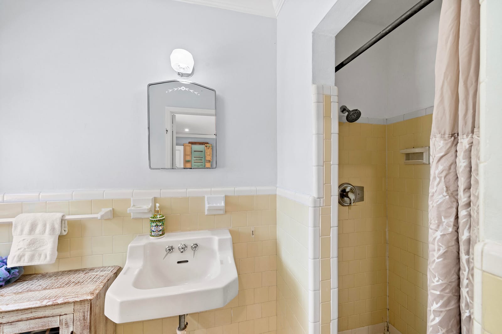 225 Cornell Drive, Lake Worth Beach, FL 33460 photo 13