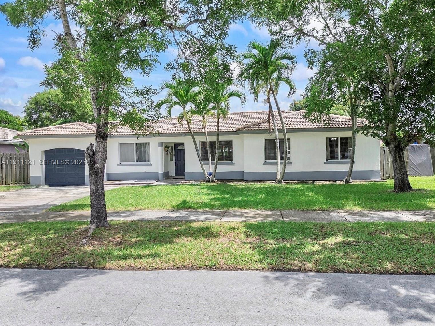 4 bedroom home for sale at 12661 222nd, Miami, FL 33170 — $658,000