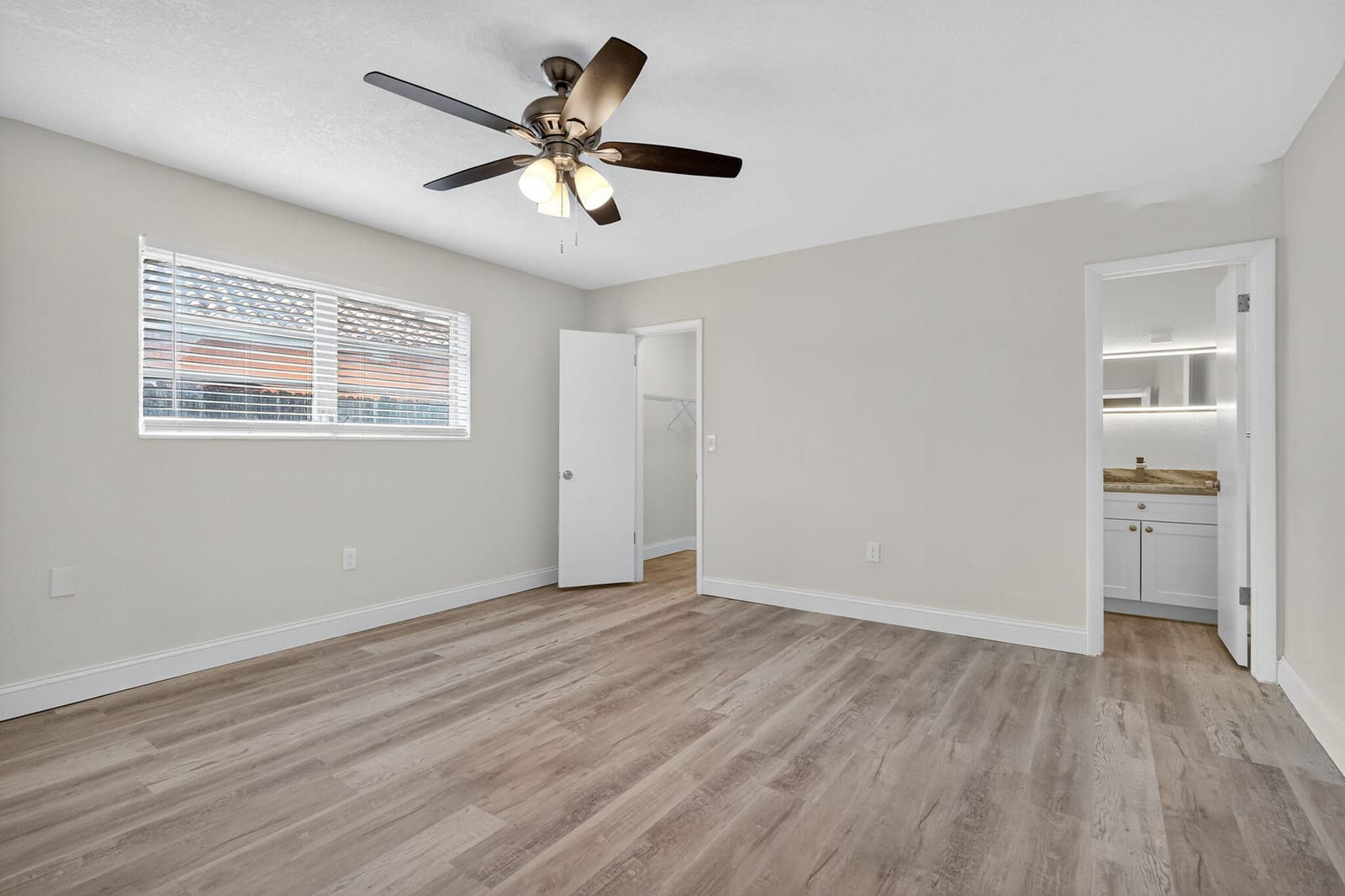 760 SW 64th Way, Pembroke Pines, FL 33023 photo 17