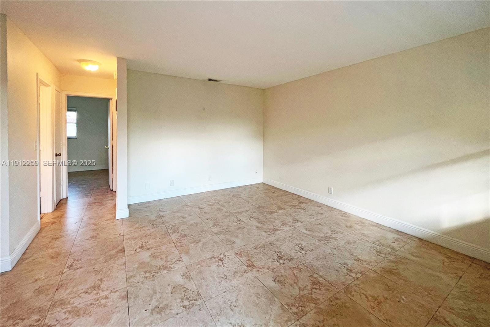5174 NE 6th Avenue 520 — photo 11