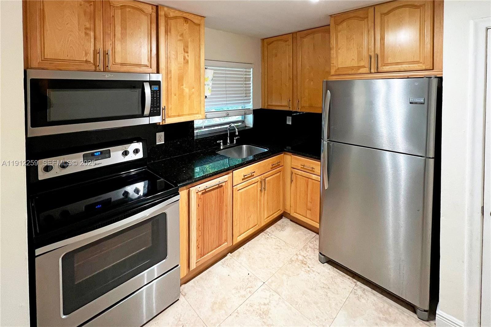 5174 NE 6th Avenue 520 — photo 8