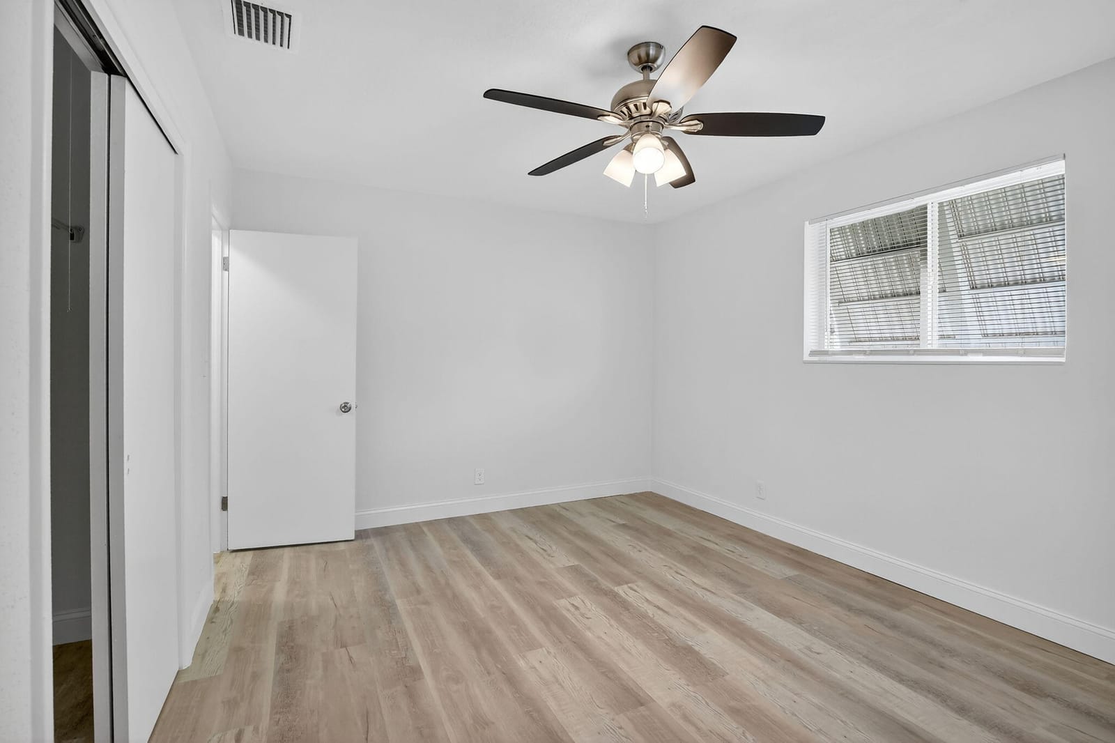 1425 S 24th Court, Hollywood, FL 33020 photo 18
