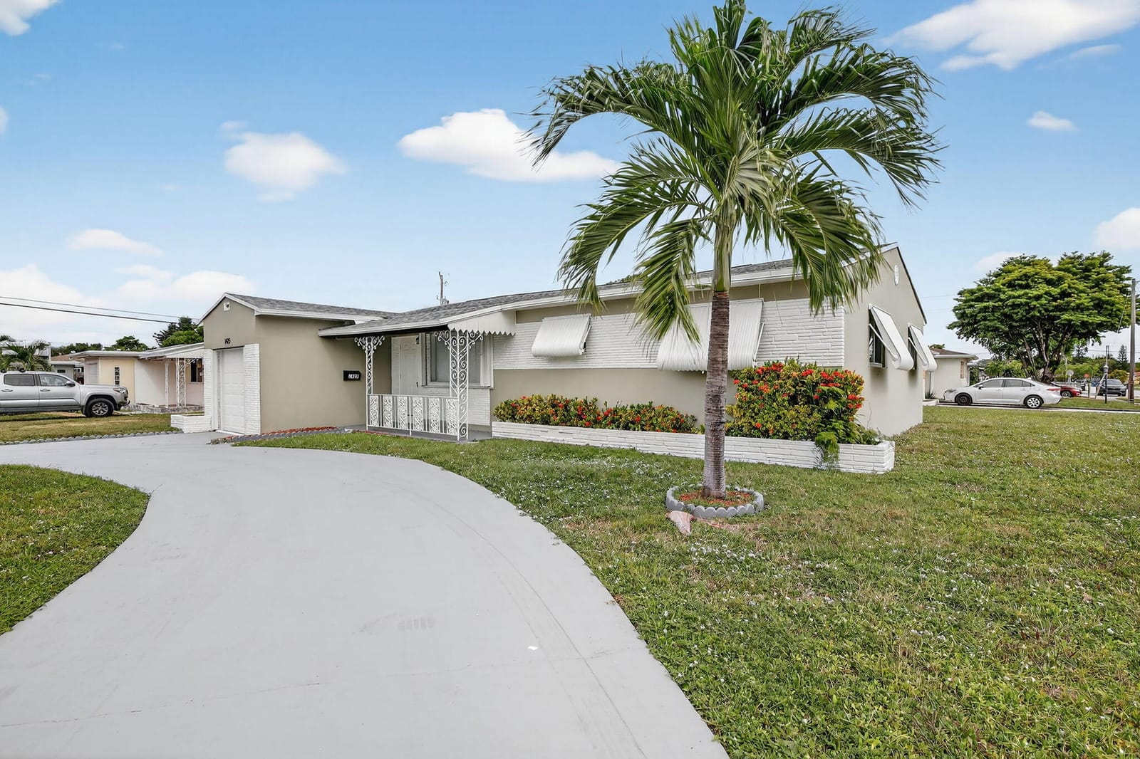 1425 S 24th Court, Hollywood, FL 33020 photo 3