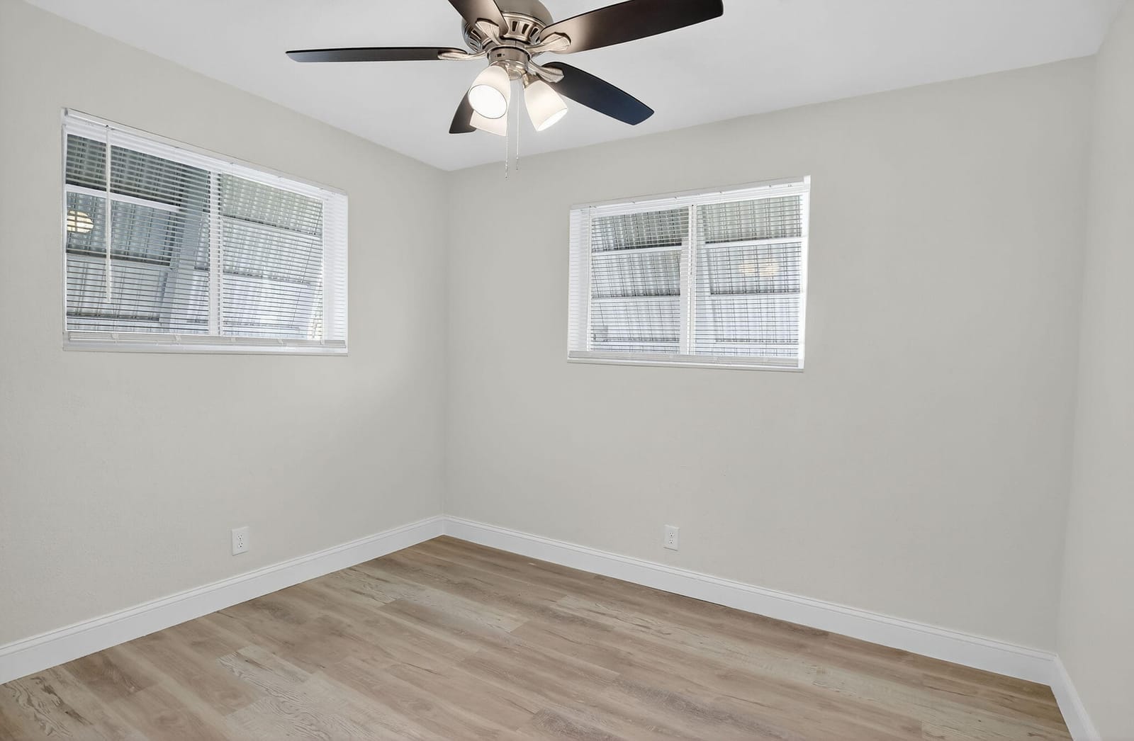 1425 S 24th Court, Hollywood, FL 33020 photo 21