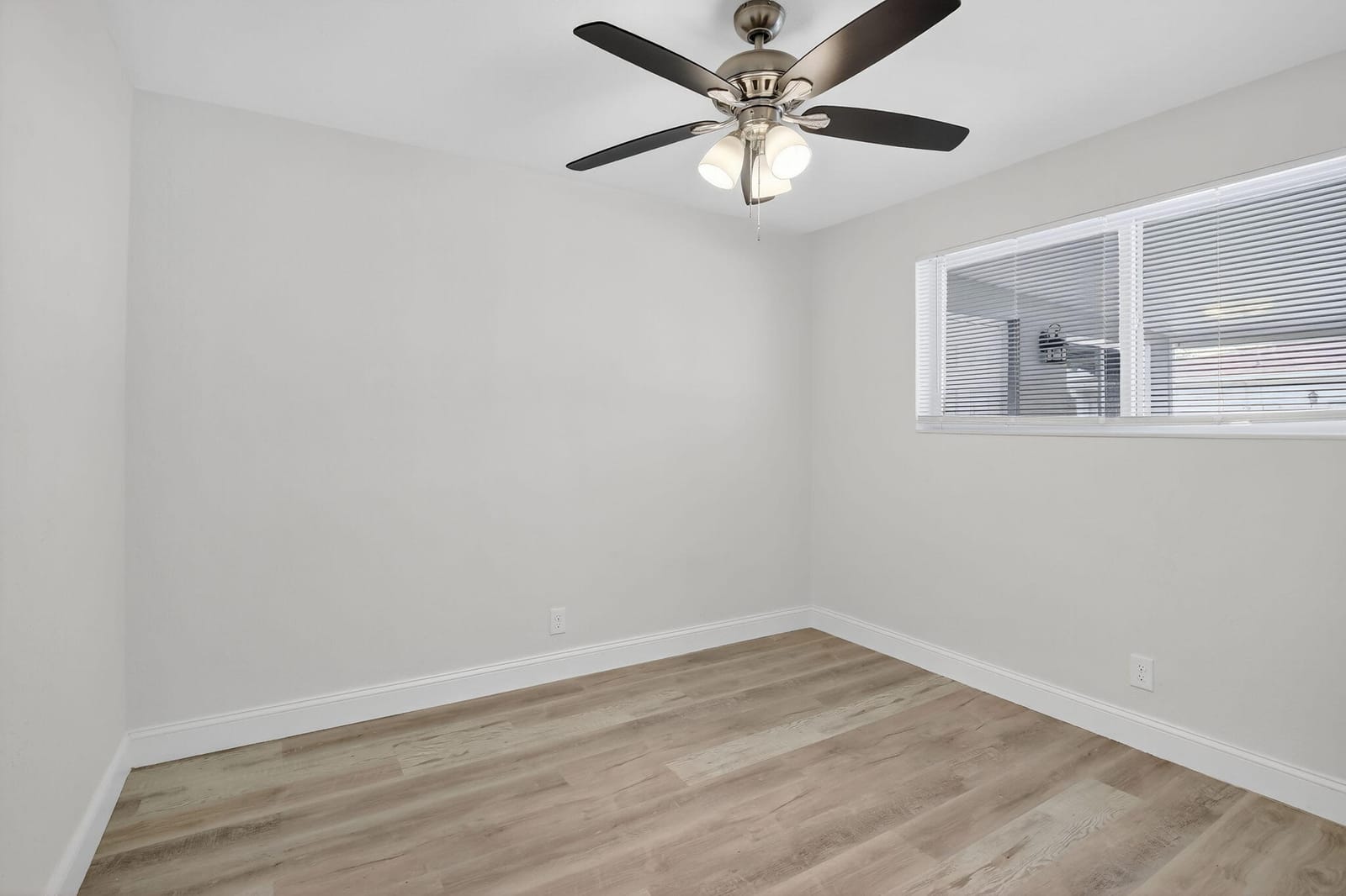 1425 S 24th Court, Hollywood, FL 33020 photo 24