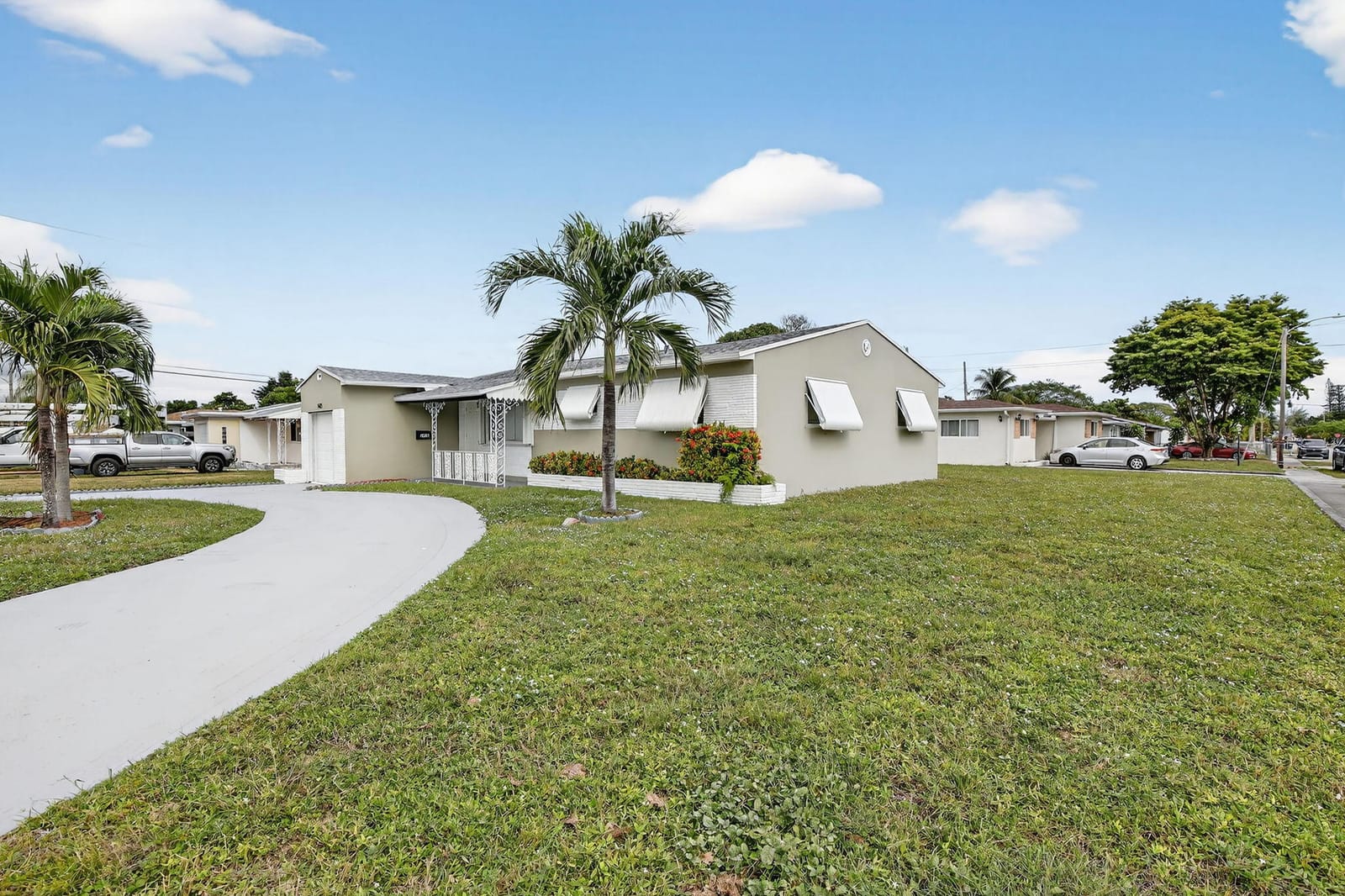 1425 S 24th Court, Hollywood, FL 33020 photo 4