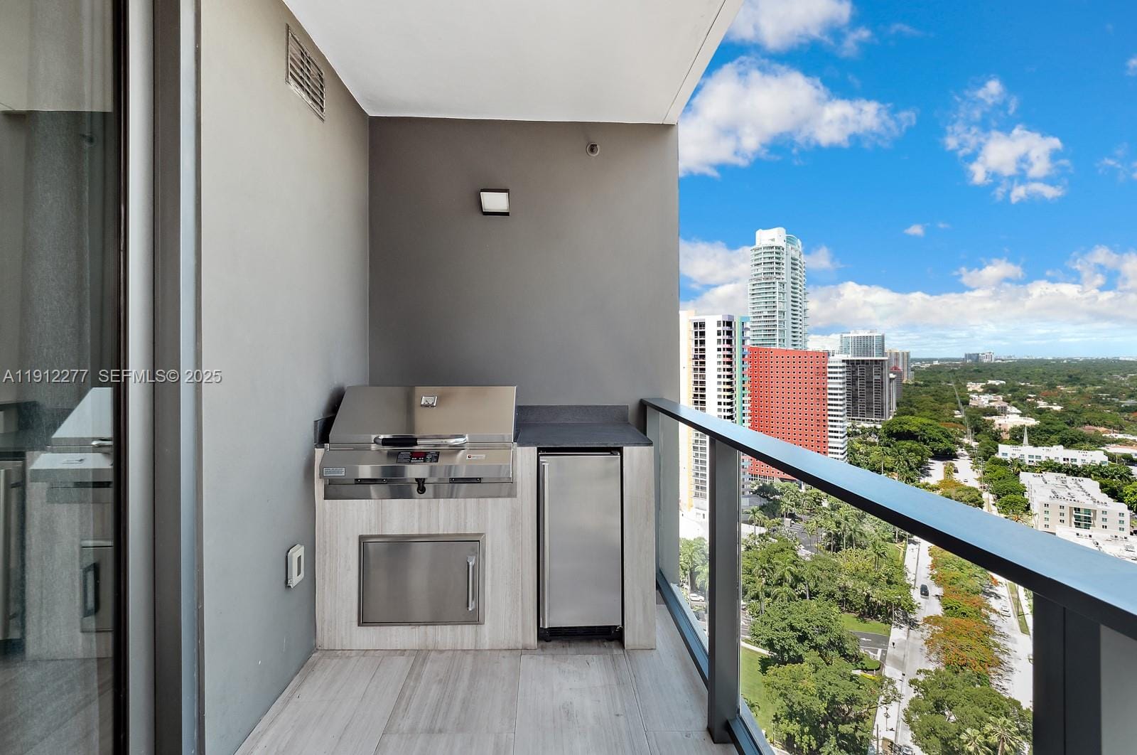 1451 Brickell Avenue 2405, Miami, FL 33131 photo 13