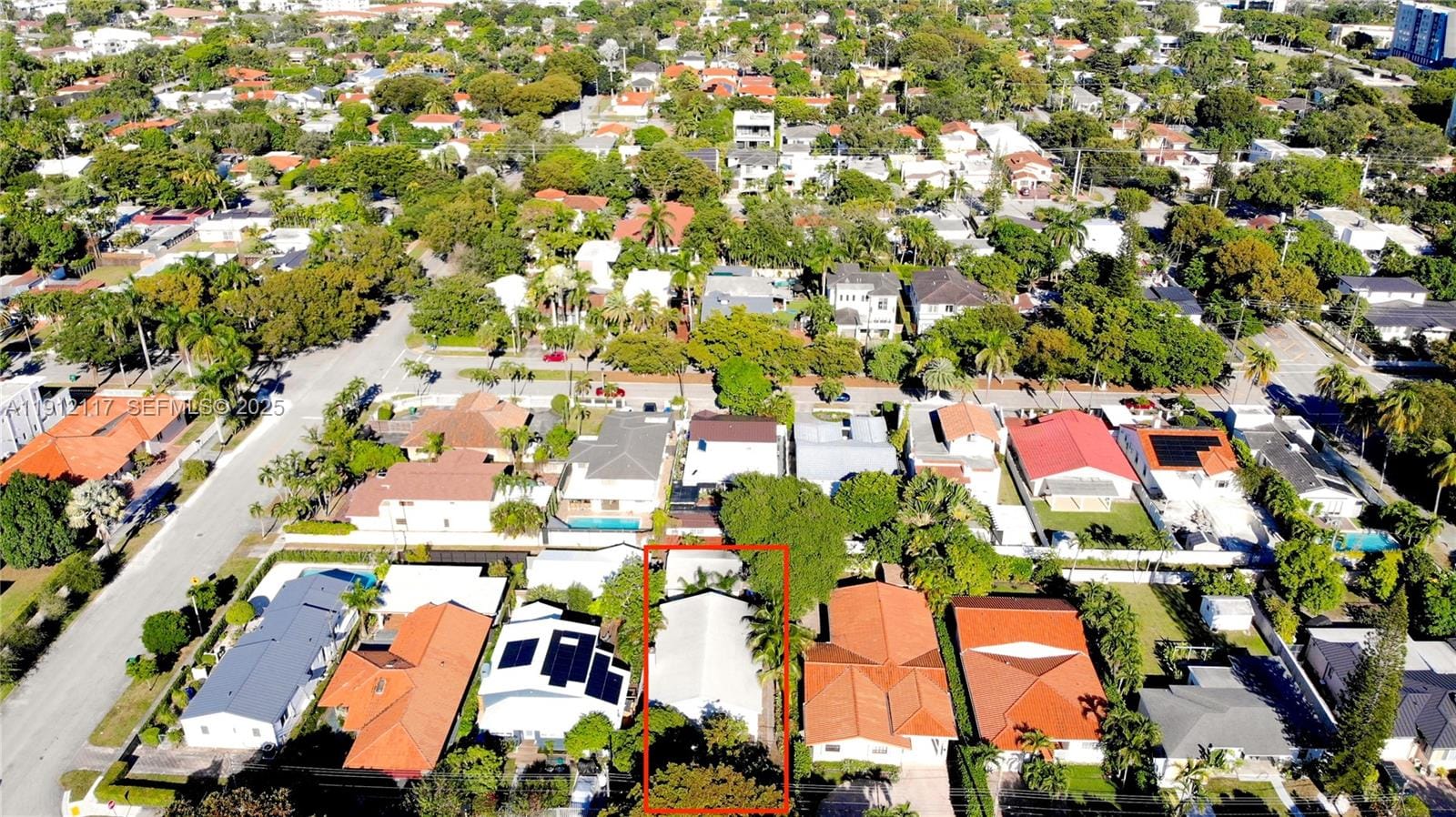 445 SW 24th Road, Miami, FL 33129 photo 2