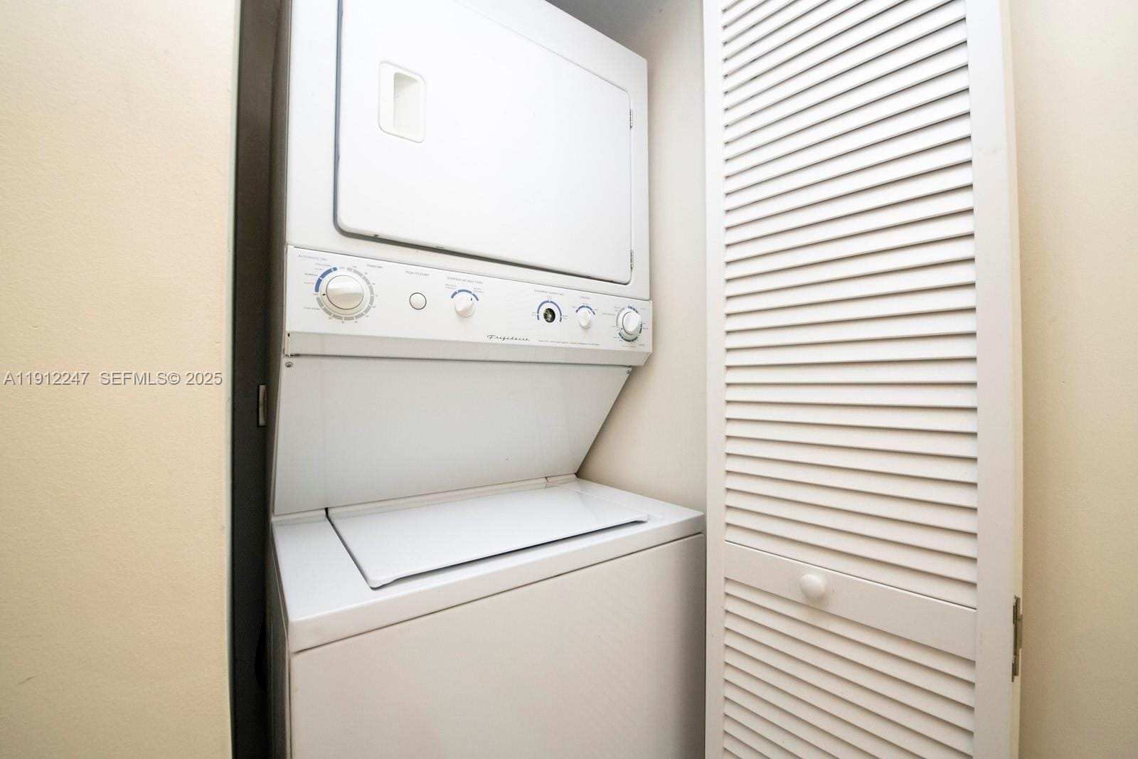 888 Biscayne Boulevard 4007 — photo 12