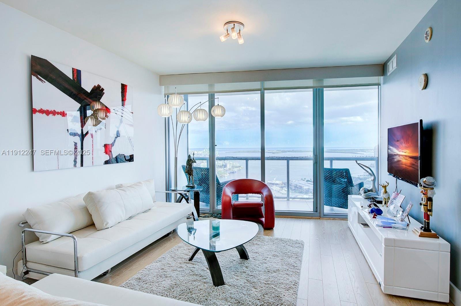 888 Biscayne Boulevard 4007 — photo 4