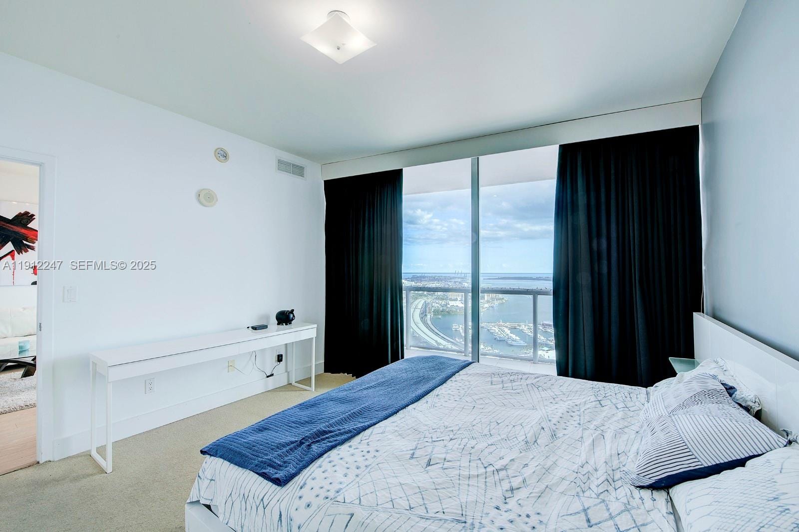 888 Biscayne Boulevard 4007 — photo 10