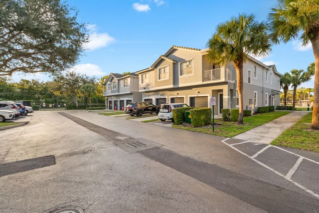3013 Grandiflora Drive, sold in Magnolia Bay Condomimium, Greenacres, FL