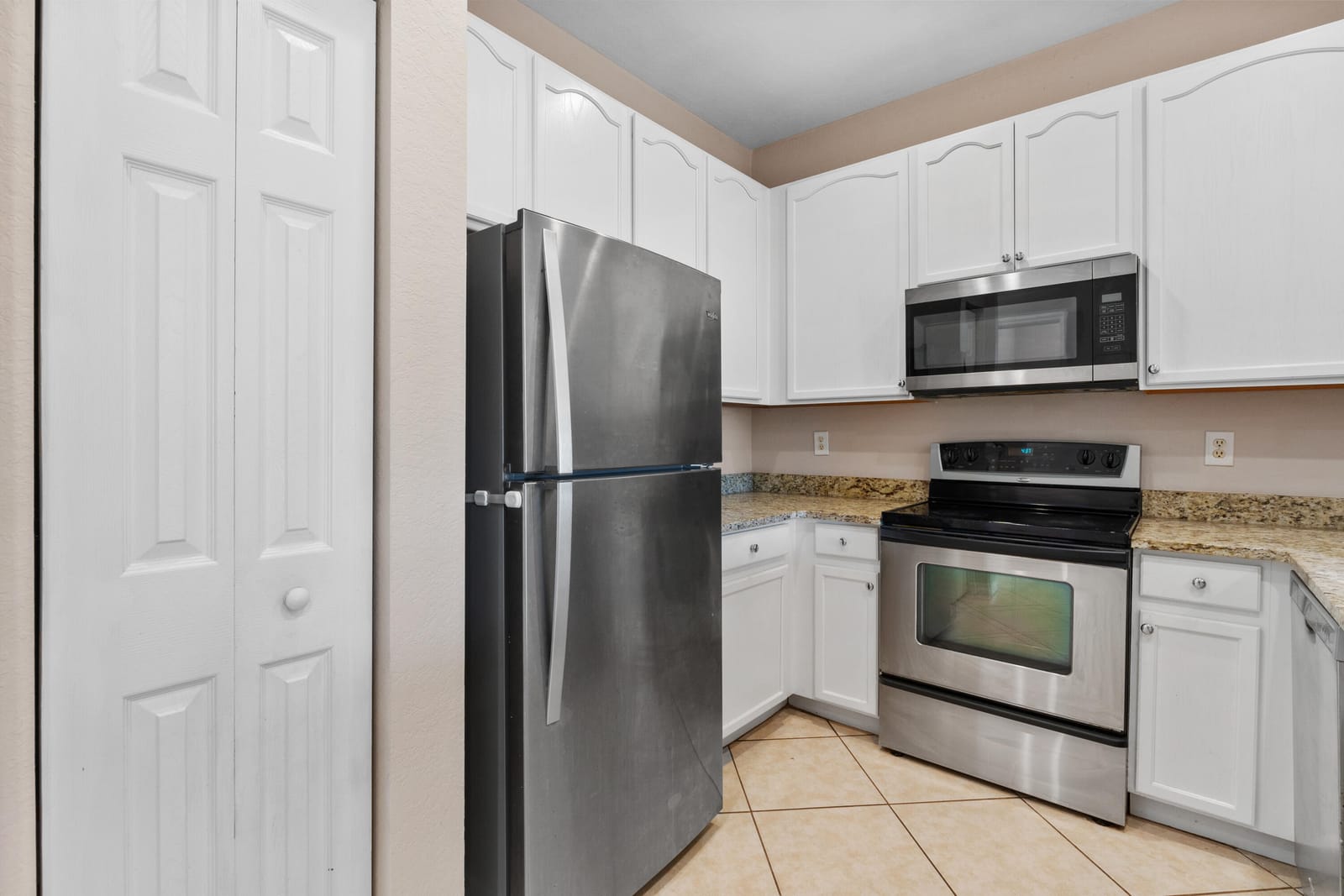 3013 Grandiflora Drive, Greenacres, FL 33467 photo 8