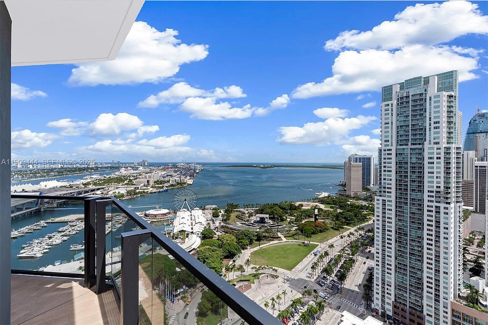 398 NE 5th Street 4613, Miami, FL 33132 photo 14