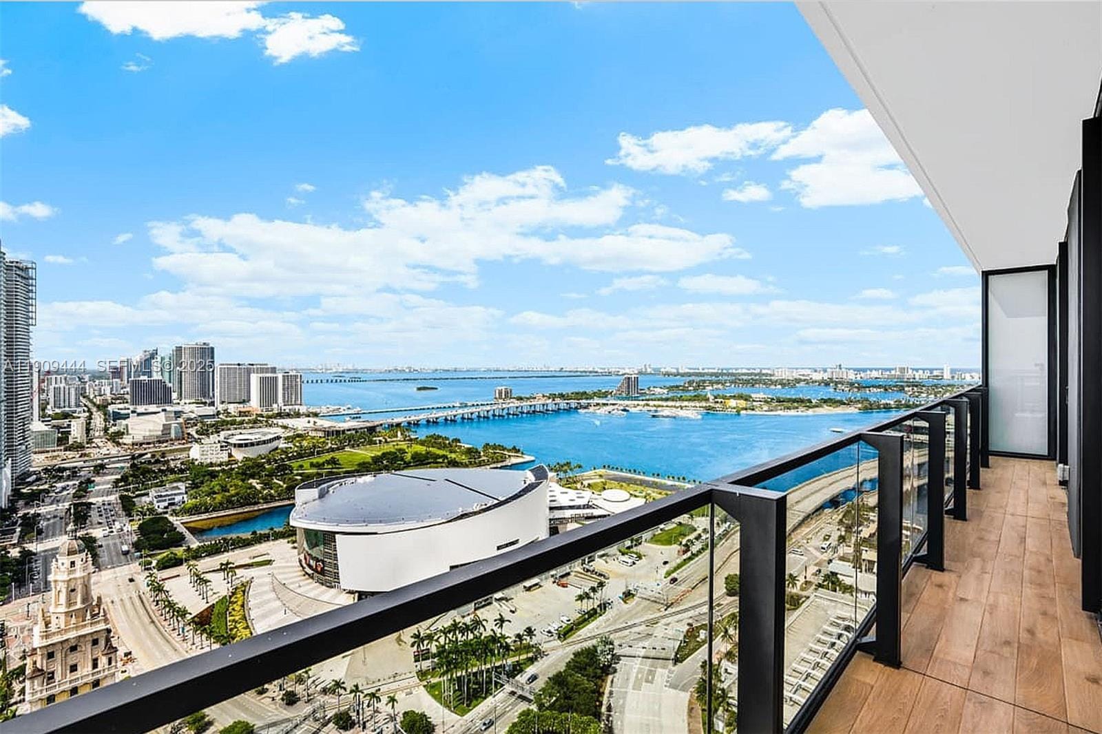 398 NE 5th Street 4613, Miami, FL 33132 photo 15