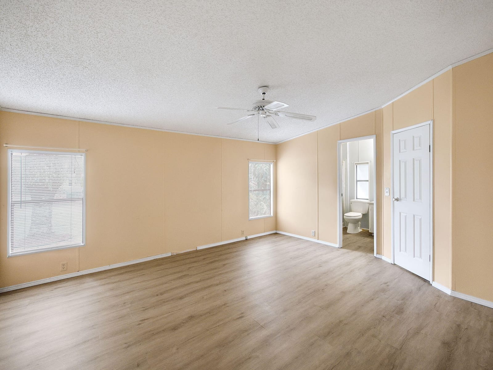 8201 Cinnamon Lane — photo 7