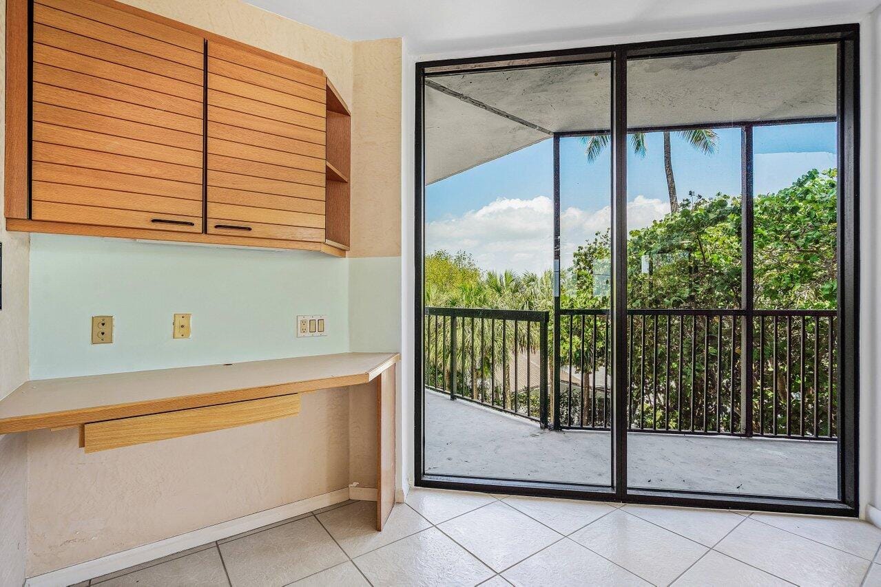 2401 N Ocean Boulevard 2n — photo 12