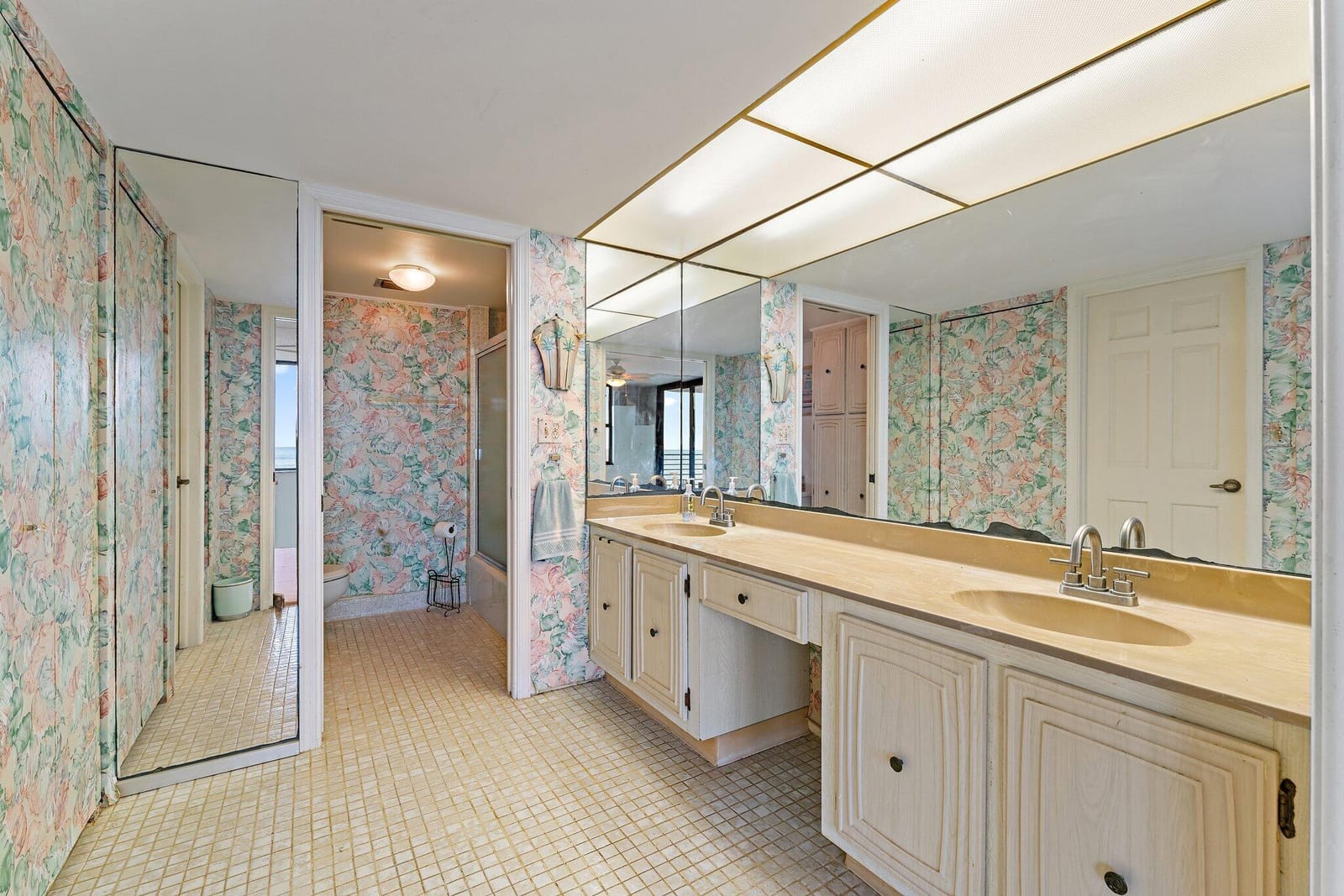 900 Ocean Drive 104, Juno Beach, FL 33408 photo 10