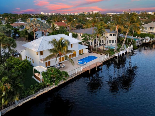 580 SW 15th Street, sold in Estoville, Boca Raton, FL