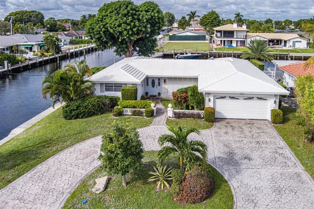5601 Bayview Drive, sold in Lake Estates, Fort Lauderdale, FL