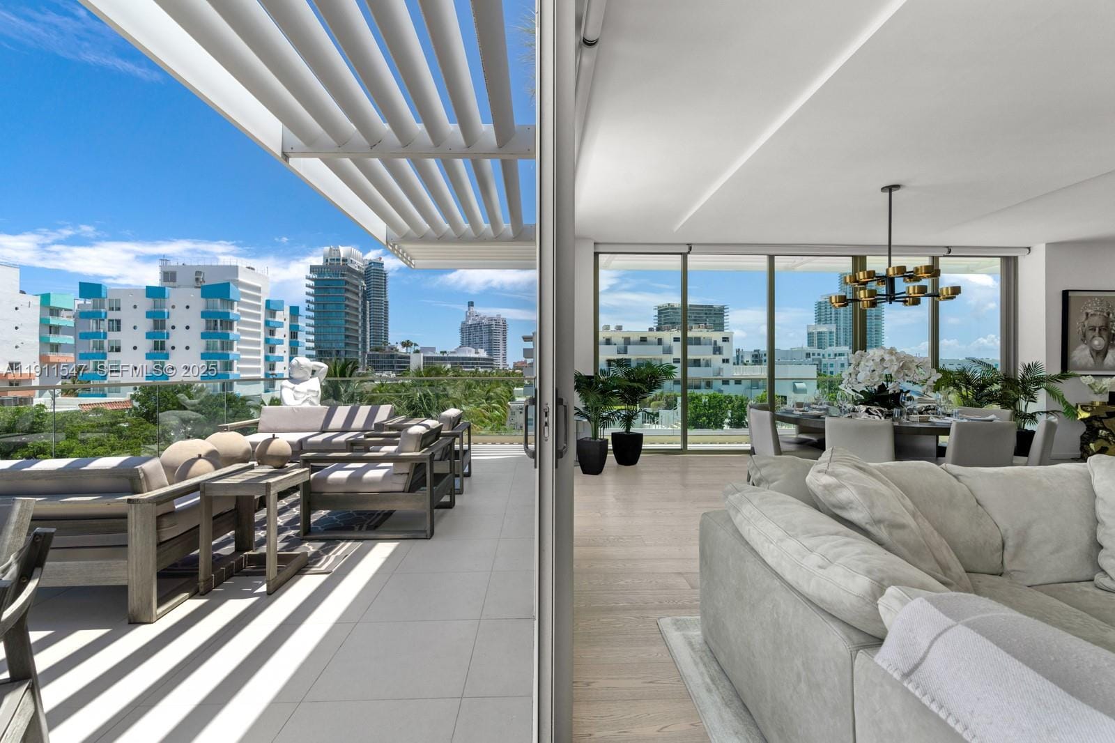 300 Collins Avenue PH3 — photo 6