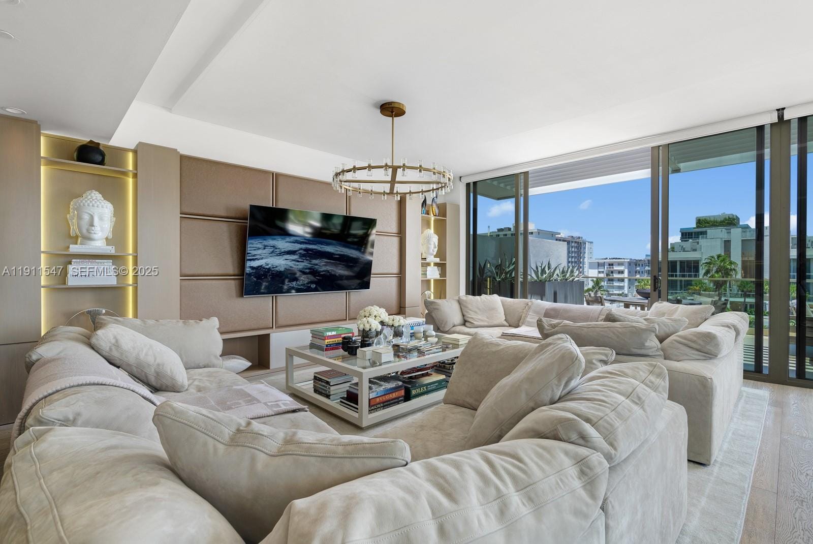 300 Collins Avenue PH3 — photo 9