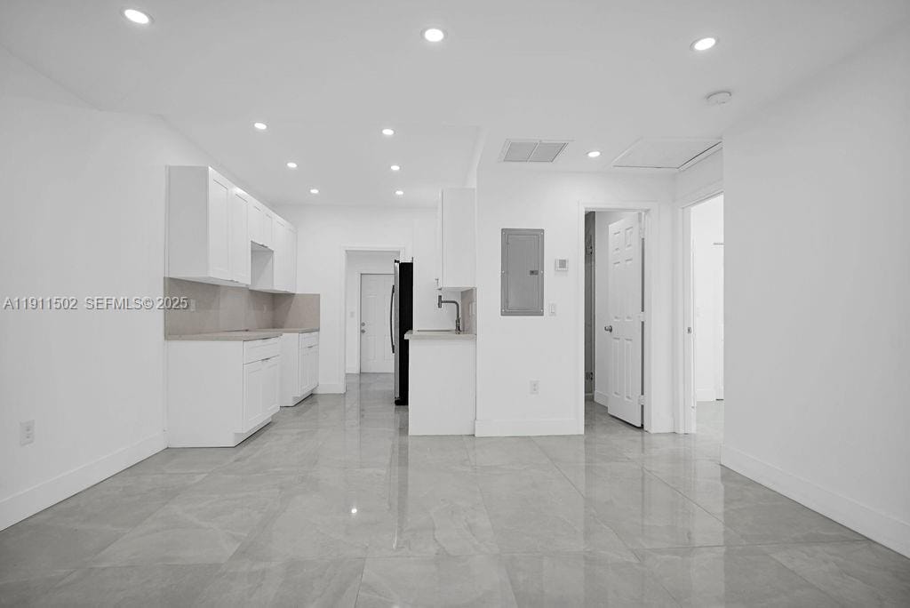 17961 NW 2nd Place, Miami Gardens, FL 33169 photo 11