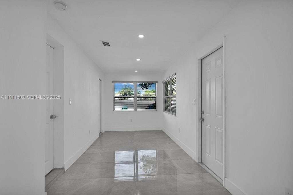 17961 NW 2nd Place, Miami Gardens, FL 33169 photo 21