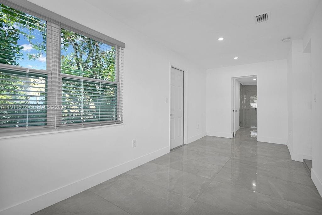17961 NW 2nd Place, Miami Gardens, FL 33169 photo 22