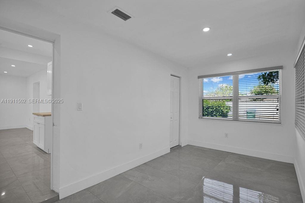 17961 NW 2nd Place, Miami Gardens, FL 33169 photo 24