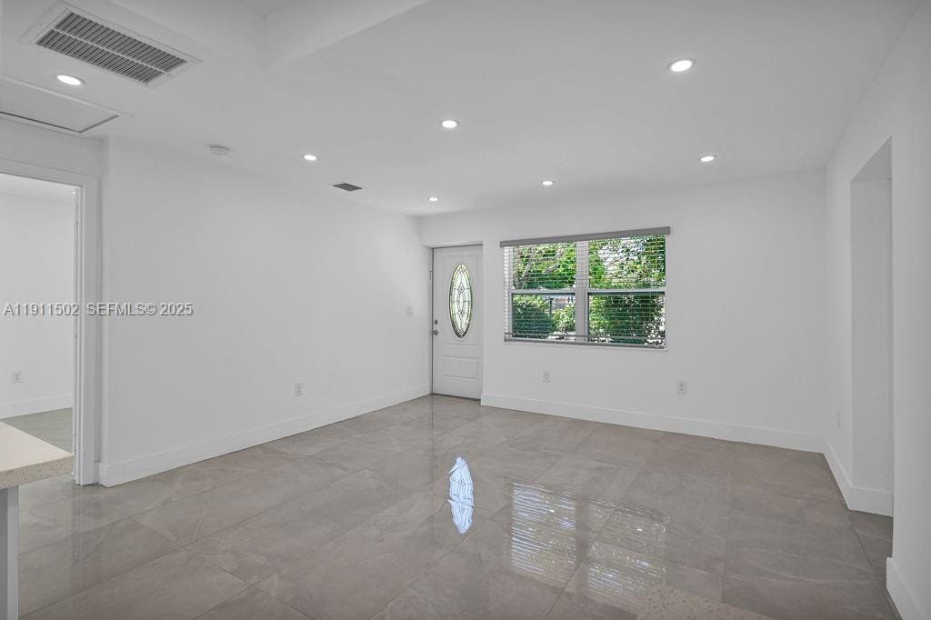 17961 NW 2nd Place, Miami Gardens, FL 33169 photo 9