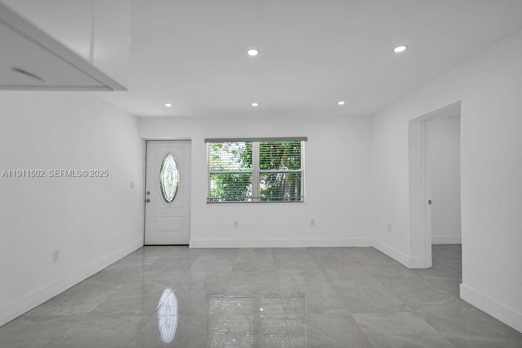 17961 NW 2nd Place, Miami Gardens, FL 33169 photo 10