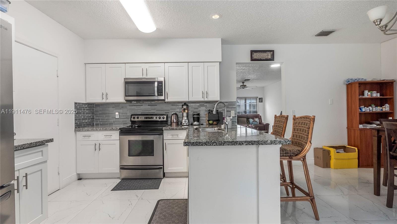 10930 Jewel Box Lane — photo 6