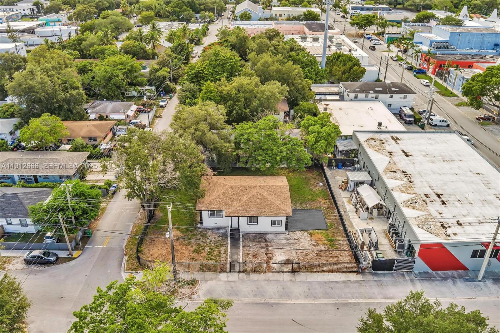 5850 NE 3rd Avenue, Miami, FL 33137, Miami