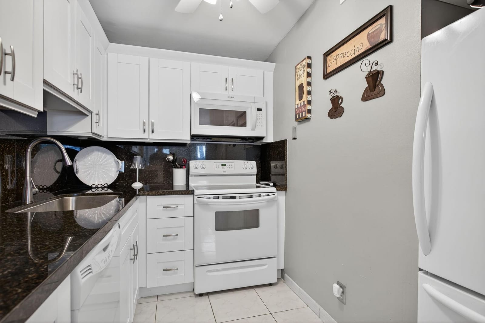 2850 NE 14th Street Causeway 107 — photo 5