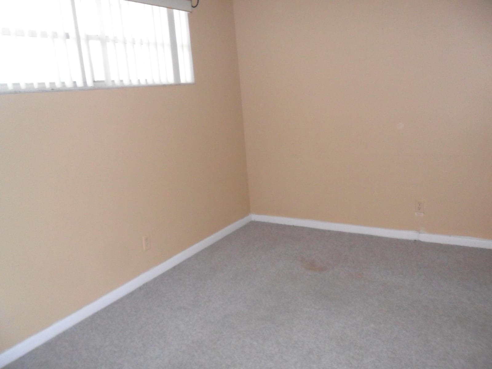 9420 S Hollybrook Lake Drive 105 — photo 2